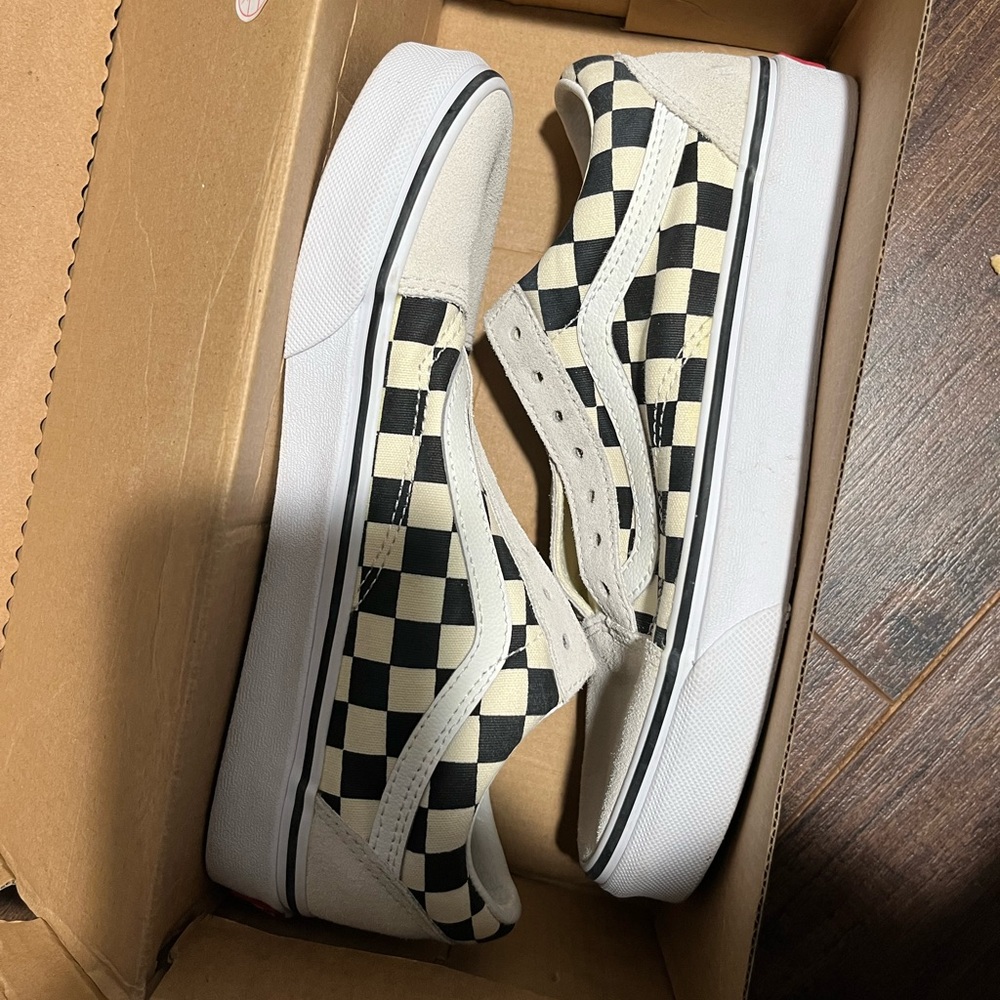 checkered vans